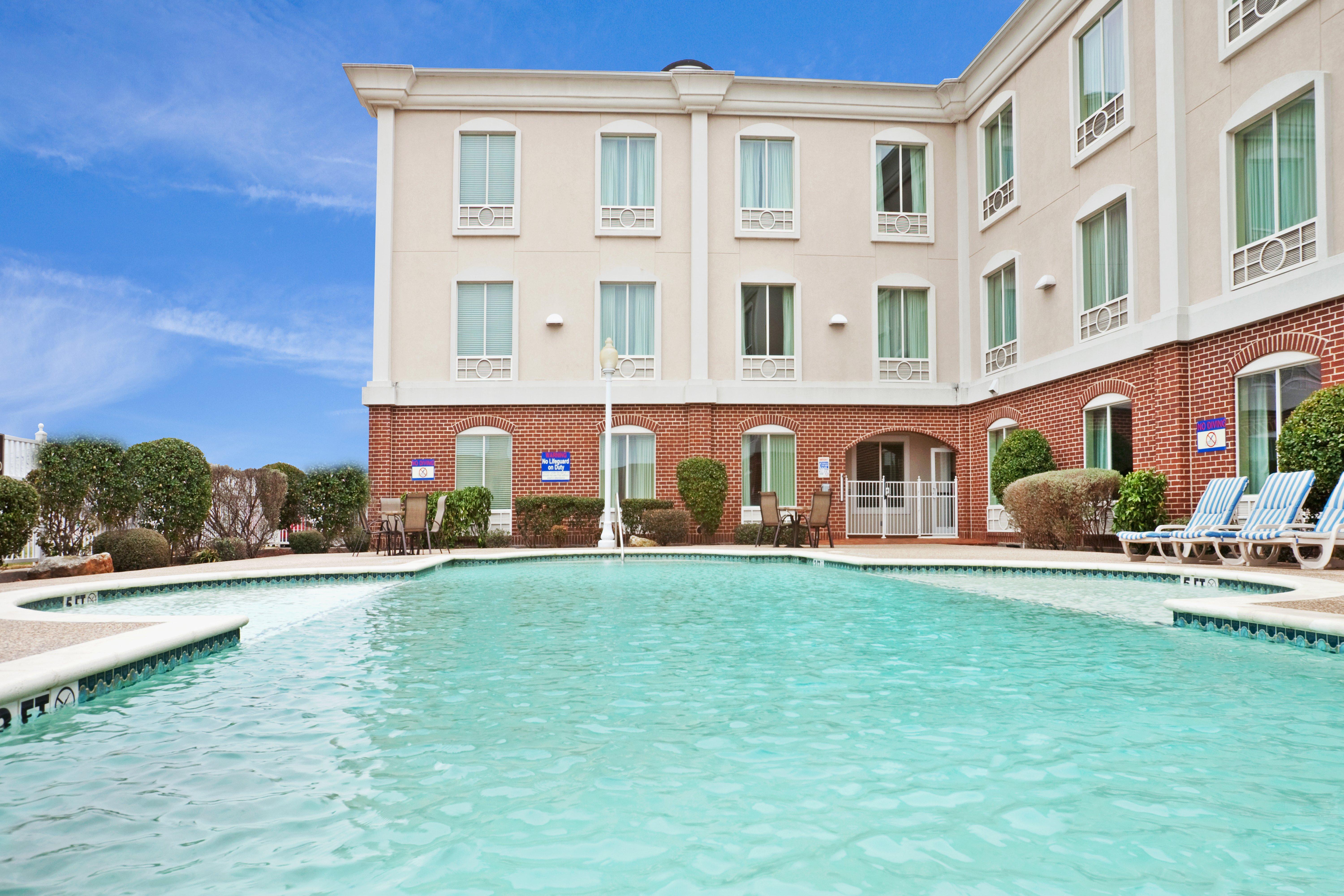Holiday Inn Express & Suites Waxahachie By Ihg Eksteriør billede